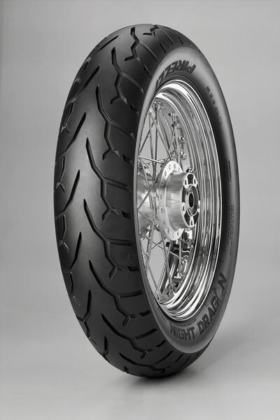 moottoripyörän rengas pirelli 170/80b15 tl 77h night dragon gt takaosa