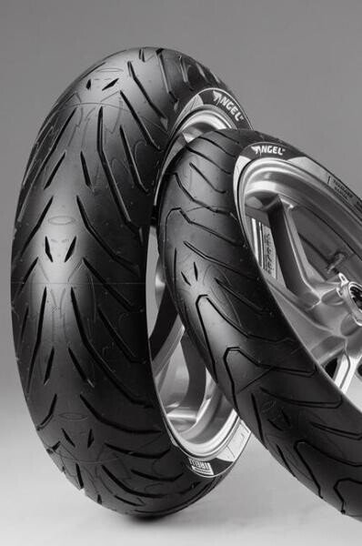 [1868700] Touring rengas PIRELLI 190/50ZR17 TL 73W ANGEL ST takaosa