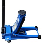 hydraulinen nostin 2.5 T