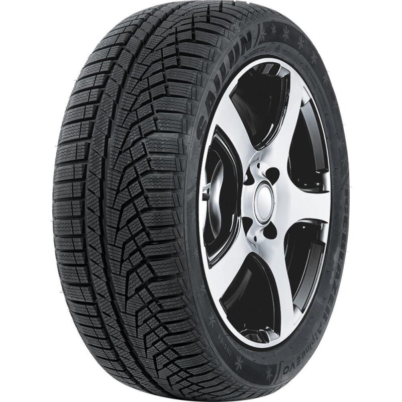 henkilöauton / maasturin kitkarengas 245/40R20 99W SAILUN ICE BLAZER ALPINE EVO 1 (DOT2624)